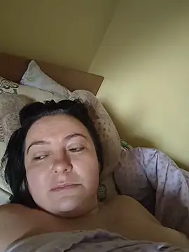 EmmaEmmy40 online show from 16, 6, 2026