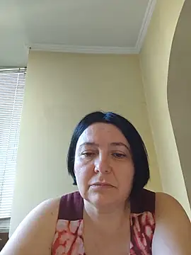 EmmaEmmy40 online show from 20, 6, 2026