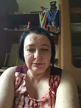 EmmaEmmy40 online show from 23, 6, 2026