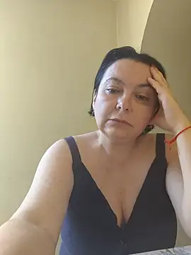 EmmaEmmy40 online show from 27, 6, 2026