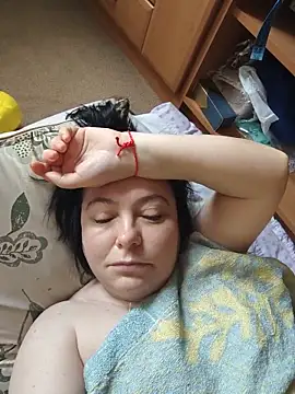 EmmaEmmy40 online show from 30, 6, 2026