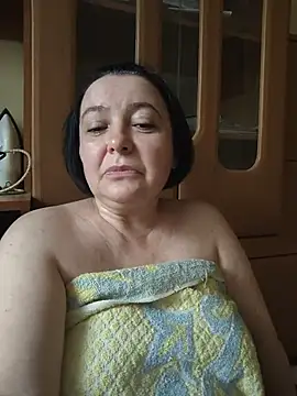 EmmaEmmy40 online show from 30, 6, 2026
