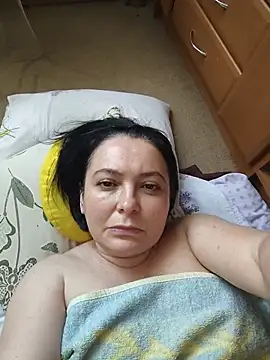 EmmaEmmy40 online show from 6, 7, 2026