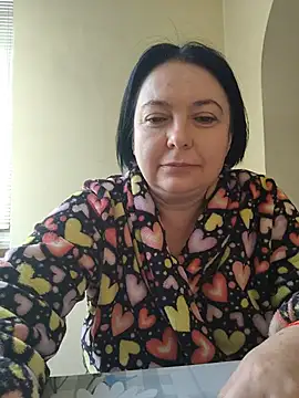 EmmaEmmy40 online show from 11, 7, 2026