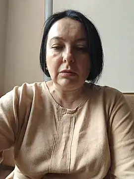 EmmaEmmy40 online show from 20, 7, 2026