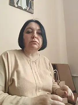 EmmaEmmy40 online show from 24, 7, 2026