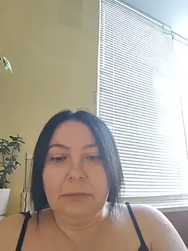 EmmaEmmy40 online show from 29, 7, 2026