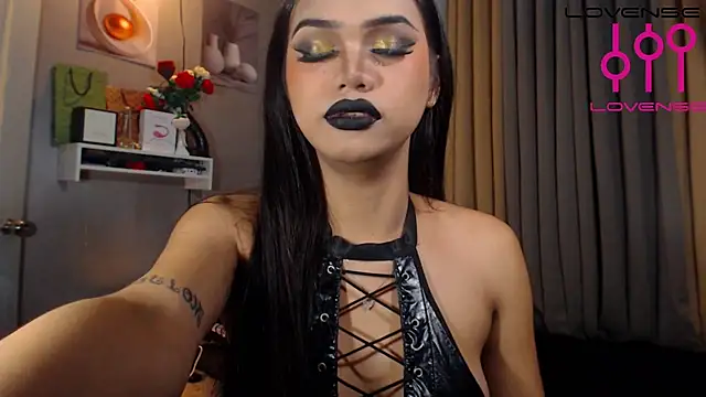 Snapshot of Lexi_ThunderFuck chatting on 23, 7, 2026 Lexi ThunderFuck online show from 23, 7, 2026