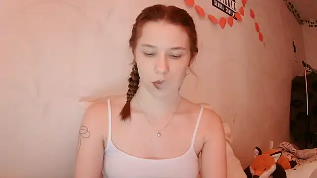Snapshot of PollyStix chatting on 2, 7, 2026 PollyStix online show from 2, 7, 2026