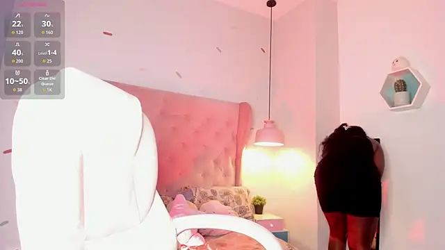 Scarlet Big boobs online show from 14, 6, 2026