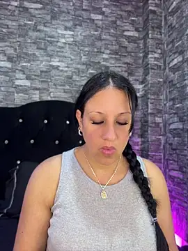 Cloe-Fire online show from 9, 5, 2026