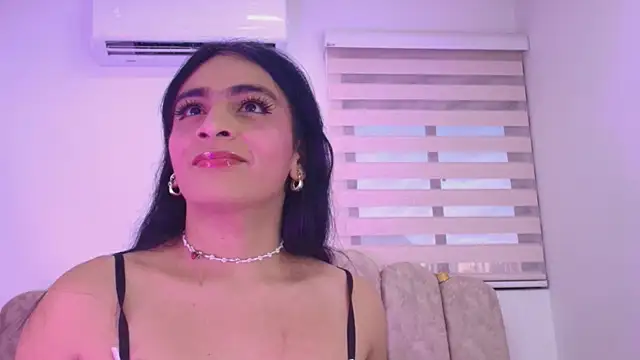 Malaia thompson  online show from 22, 5, 2026