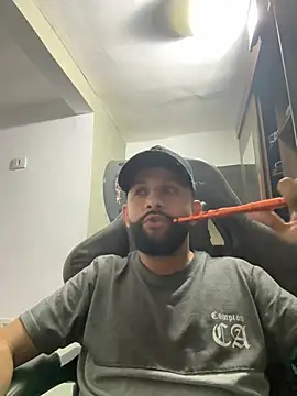 Snapshot of Ssombra_ chatting on 17, 5, 2026 Ssombra online show from 17, 5, 2026