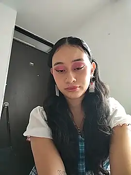 L0lita Emi12 online show from 1, 7, 2026