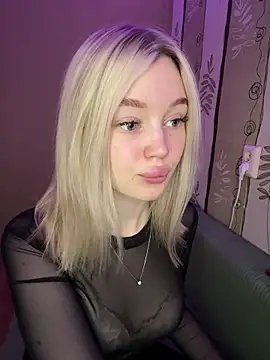 Velvet Doll  online show from 26, 5, 2026