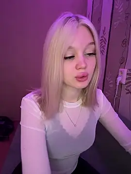 Velvet Doll  online show from 3, 6, 2026