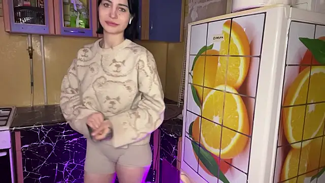 SuccubKira online show from 4, 5, 2026