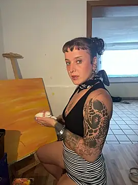 Snapshot of EmilieBraun chatting on 17, 6, 2026 EmilieBraun online show from 17, 6, 2026