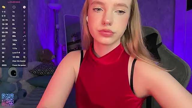 Snapshot of Eve_Dark_Side chatting on 27, 5, 2026 Eve Dark Side online show from 27, 5, 2026