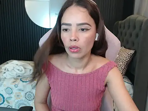 naomis 36 online show from 6, 5, 2026