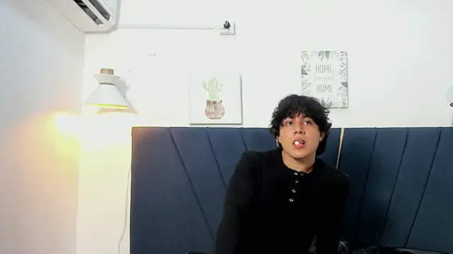 Snapshot of latin_beast4 chatting on 6, 5, 2026 latin beast4 online show from 6, 5, 2026