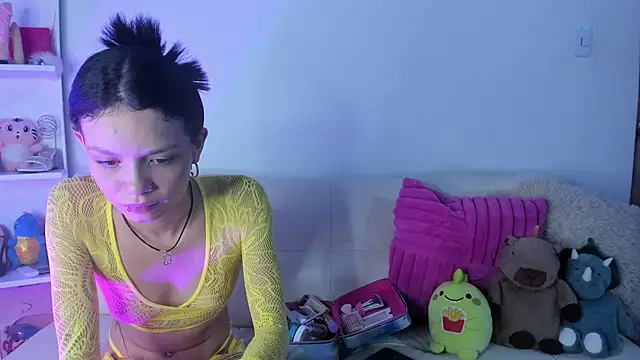 ela velvet online show from 24, 6, 2026