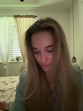 Snapshot of LillyStarr chatting on 10, 6, 2026 LillyStarr online show from 10, 6, 2026