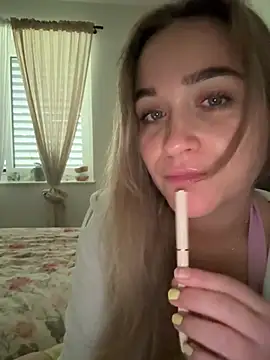 Snapshot of LillyStarr chatting on 8, 7, 2026 LillyStarr online show from 8, 7, 2026