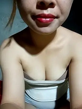 Snapshot of embe1144 chatting on 16, 6, 2026 embe1144 online show from 16, 6, 2026