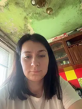 Snapshot of MissElya chatting on 8, 5, 2026 MissElya online show from 8, 5, 2026