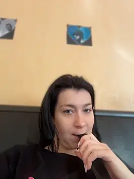 Snapshot of MissElya chatting on 30, 5, 2026 MissElya online show from 30, 5, 2026
