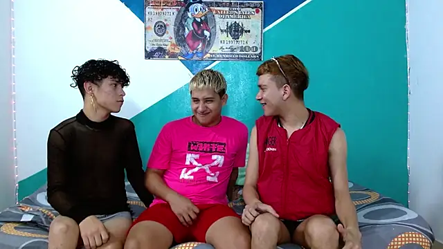 Snapshot of wild_boys_zs chatting on 31, 5, 2026 wild boys zs online show from 31, 5, 2026