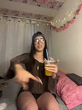 Sweett maddy online show from 28, 6, 2026
