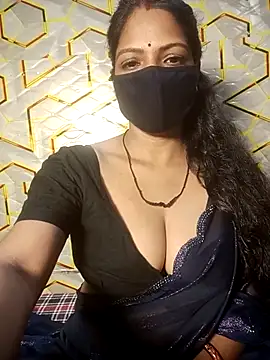 Snapshot of Juli_80 chatting on 31, 7, 2026 Juli 80 online show from 31, 7, 2026