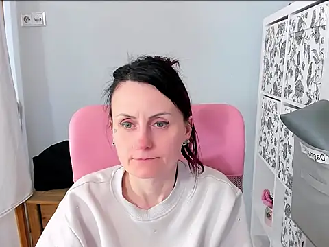 Snapshot of PattyXDesire chatting on 9, 5, 2026 PattyXDesire online show from 9, 5, 2026
