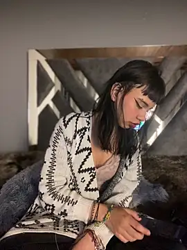 AntonellaCooper Pink online show from 22, 6, 2026