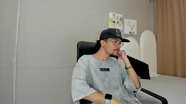 Snapshot of jake_miller__ chatting on 9, 6, 2026 jake miller online show from 9, 6, 2026