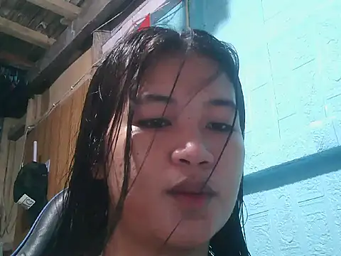 Snapshot of SweetCreamyPussy18 chatting on 7, 5, 2026 SweetCreamyPussy18 online show from 7, 5, 2026