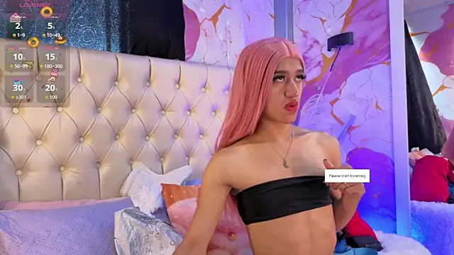 Luna Sissy  online show from 24, 6, 2026
