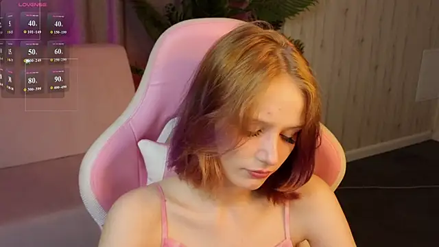 Snapshot of AliceJohansone chatting on 16, 6, 2026 AliceJohansone online show from 16, 6, 2026