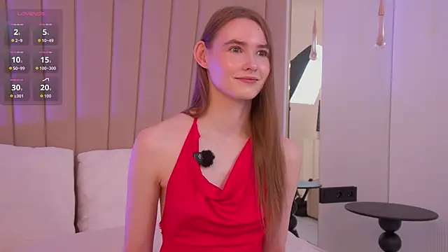 LillianYoung online show from 19, 7, 2026