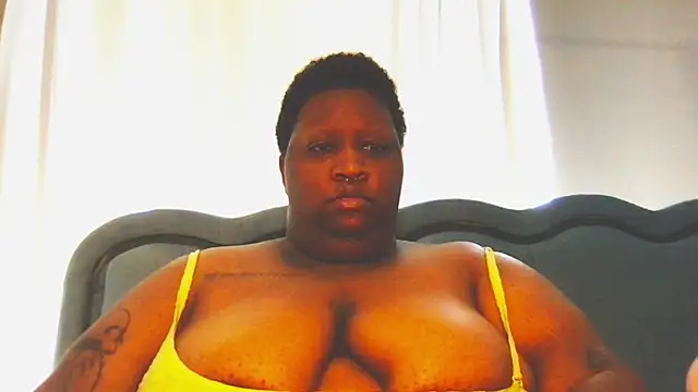 xxmoniquestarrxx online show from 7, 5, 2026