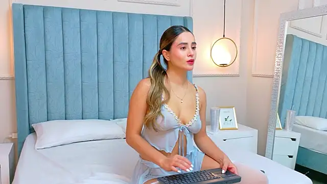 Snapshot of Serena-Virelli chatting on 5, 6, 2026 Serena-Virelli online show from 5, 6, 2026