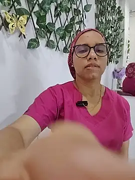 alanahot94 online show from 17, 6, 2026