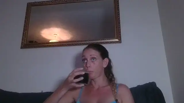 LouiseLovell online show from 11, 7, 2026
