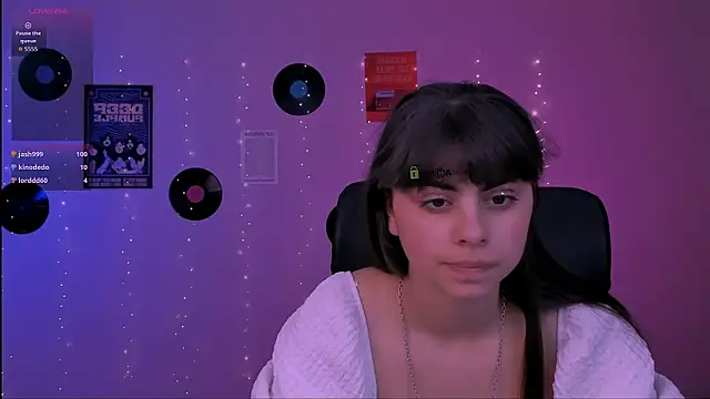 Snapshot of shadow_kiss_ chatting on 1, 6, 2026 shadow kiss online show from 1, 6, 2026