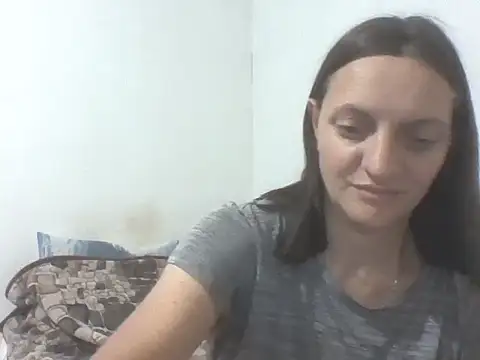 Kimmy Webb online show from 4, 6, 2026