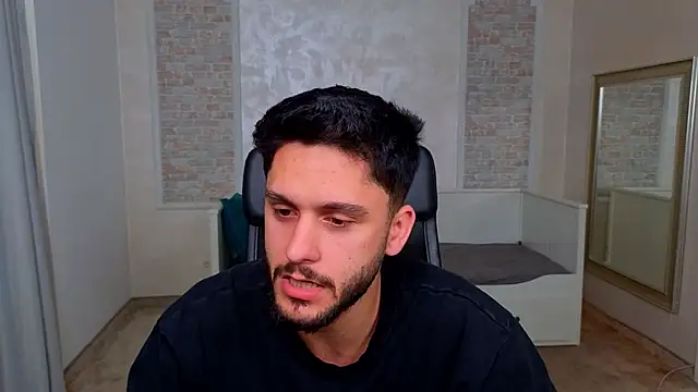 Snapshot of TroyWadee chatting on 28, 5, 2026 TroyWadee online show from 28, 5, 2026
