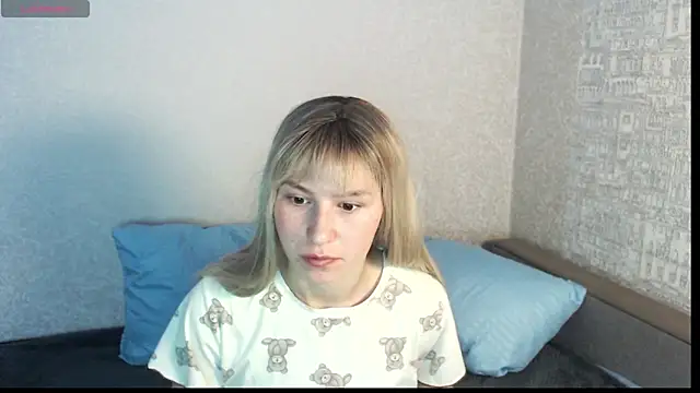 polly holyy online show from 18, 5, 2026