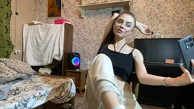 Alice Juice online show from 30, 6, 2026